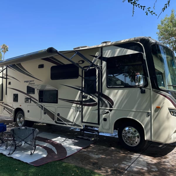 2018 Jayco Precept Class A available for rent in Riverside, California