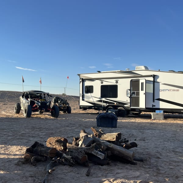 2022 Genesis Supreme Rv Genesis Supreme Toy Hauler available for rent in Corona De Tucson, Arizona