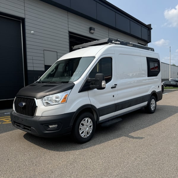 2021 Ford Transit Class B available for rent in Québec, Quebec