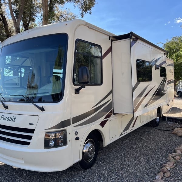 2019 Coachmen Pursuit, bunk beds, low mileage, saves gasoline Class A available for rent in Henderson, Nevada