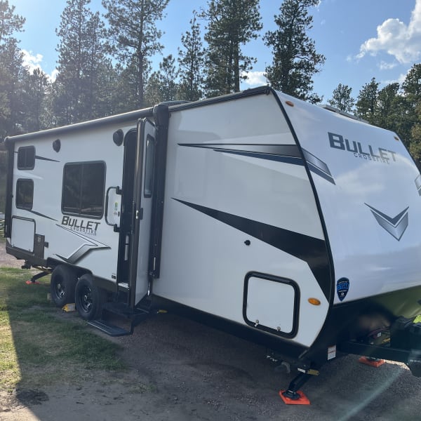 2022 Keystone RV Bullet Crossfire Travel Trailer available for rent in Summerset, South Dakota