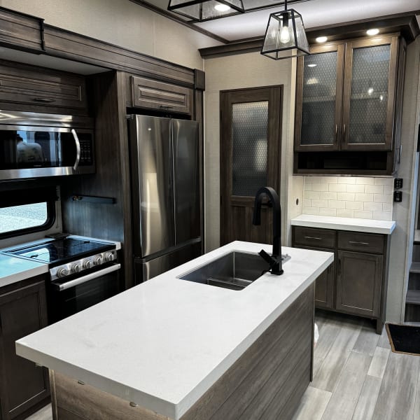 2023 Grand Design Solitude Fifth Wheel available for rent in Tavares, Florida