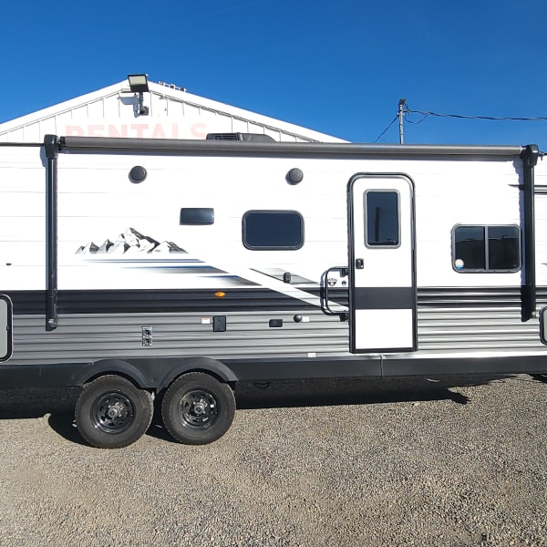 2023 Jayco Jay Flight Baja Travel Trailer available for rent in Grand Junction, Colorado