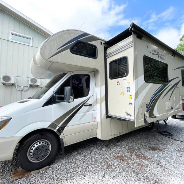 2018 Thor Freedom Elite Class C available for rent in Arden, North Carolina