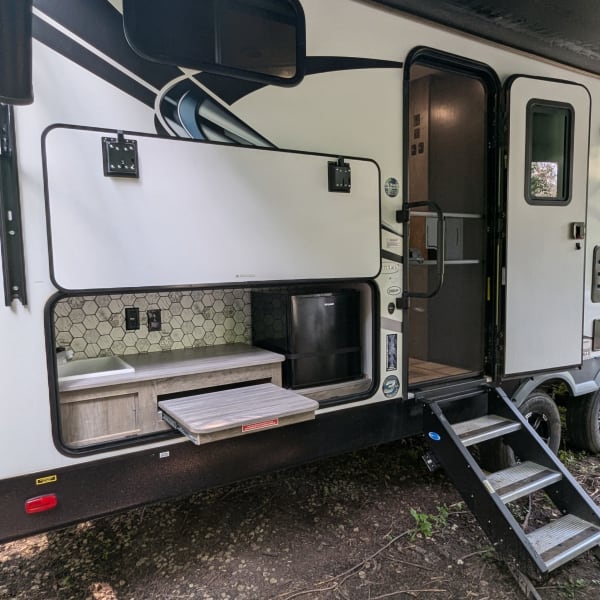 2021 Heartland RVs North Trail Travel Trailer available for rent in Columbus, Minnesota