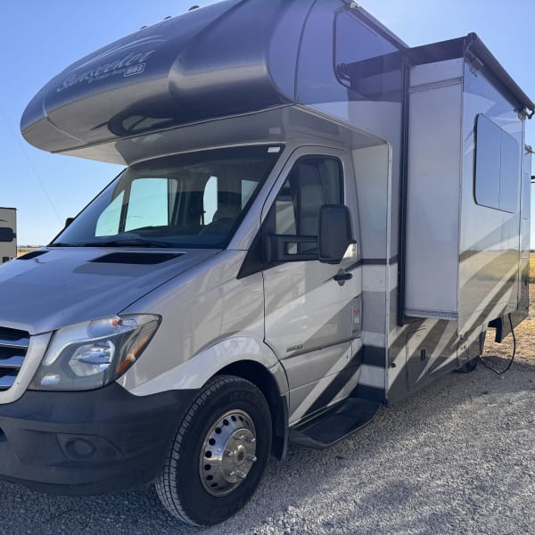 2020 Forest River Sunseeker MBS Class B available for rent in Granger, Texas
