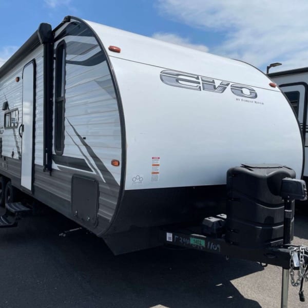 2022 Forest River Evo T2400BHXW Travel Trailer available for rent in Richland, Washington