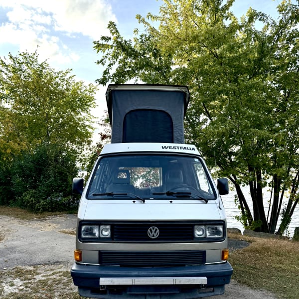 1989 Volkswagen T3 Westfalia Class B available for rent in Montreal, Quebec