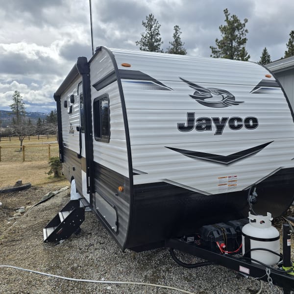 2024 Jayco Jay Flight SLX Travel Trailer available for rent in Kalispell, Montana
