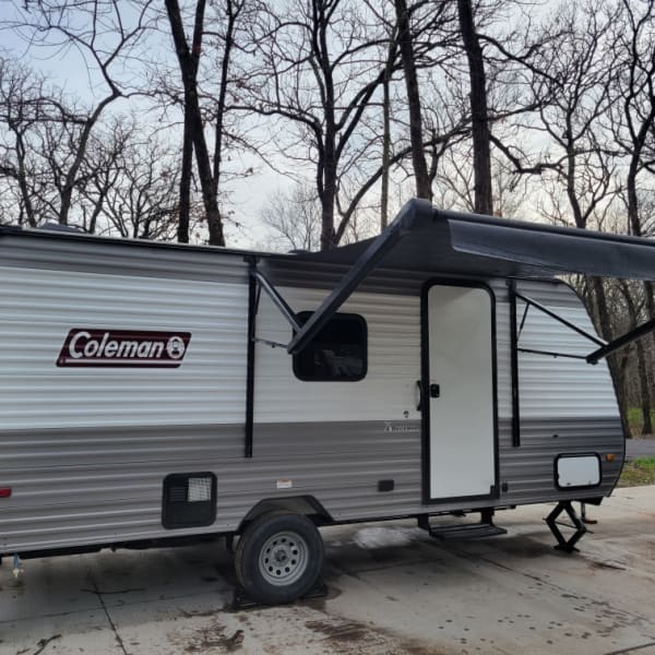 2024 Coleman LT17B Travel Trailer available for rent in Oak Grove, Missouri