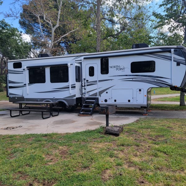 2021 Jayco North Point Fifth Wheel available for rent in Mentone, California