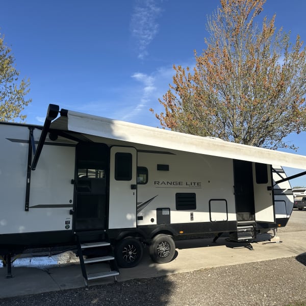 2022 Highland Ridge RV Open Range Travel Trailer available for rent in Des Moines, Iowa