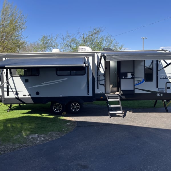 2020 Forest River Cherokee Alpha Wolf Travel Trailer available for rent in Woodbury, Minnesota