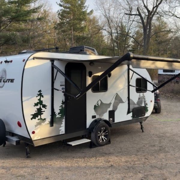 2024 Travel Lite Rove Lite Travel Trailer available for rent in Brantford, Ontario