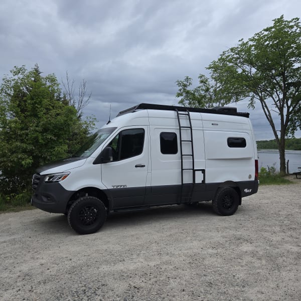 2025 GH1 GH1 Class B Class B available for rent in Alexandria, Virginia