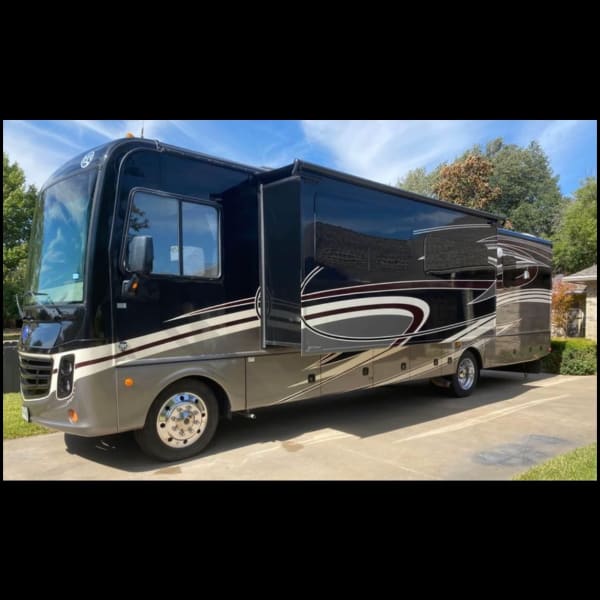 2018 Holiday Rambler Vacationer XE Class A available for rent in Lothian, Maryland