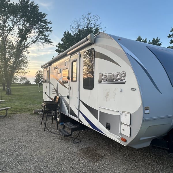 2016 Lance Manufacturing Lance Manufacturing Trailer Travel Trailer available for rent in Olathe, Kansas