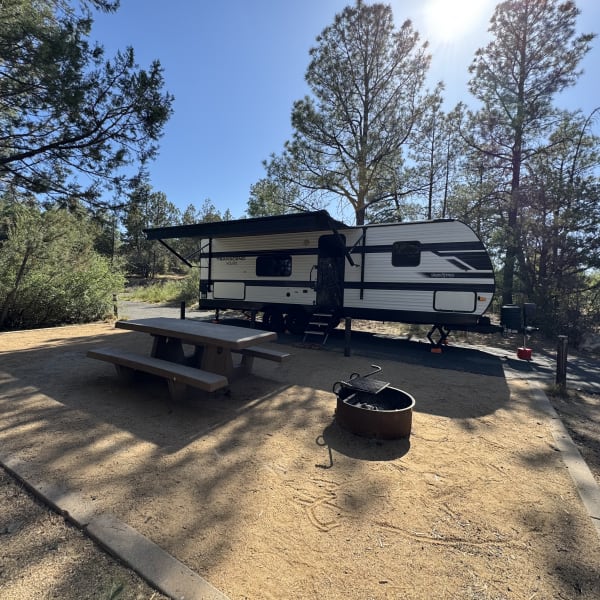 2024 Grand Design Transcend Xplor 26BHX Travel Trailer available for rent in Prescott, Arizona