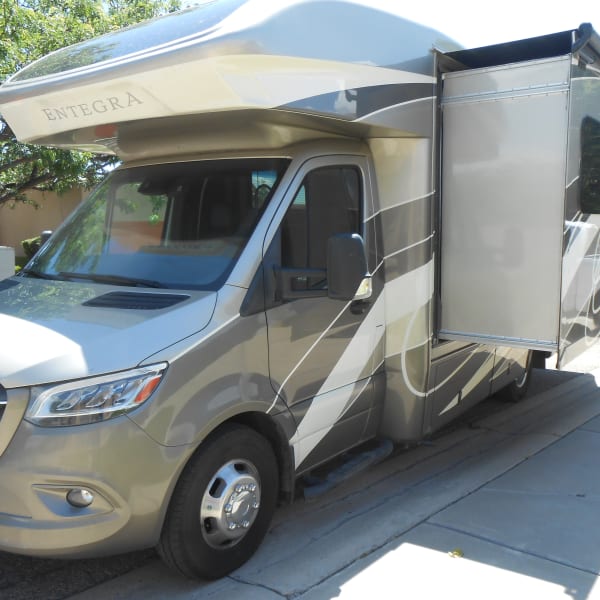 2021 Entegra Coach Qwest Class C available for rent in Albuquerque, New Mexico