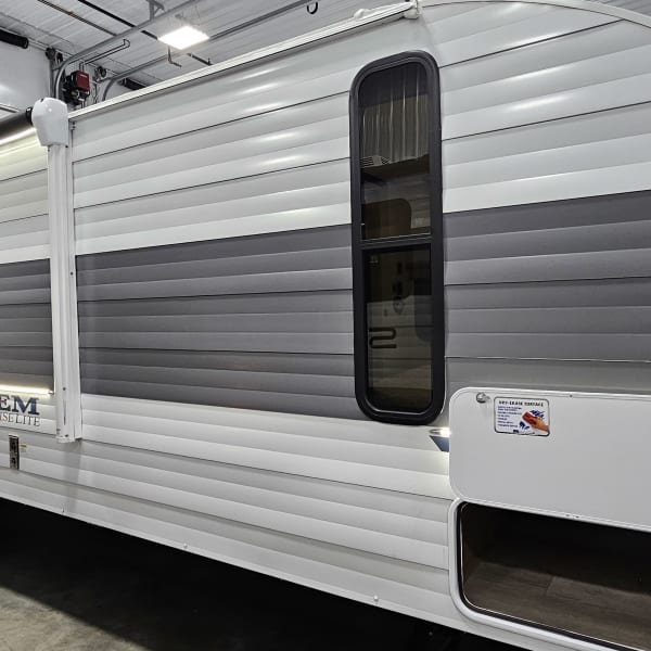 2025 Forest River-Salem Cruise Lite 26ICE Travel Trailer available for rent in Wanamingo, Minnesota