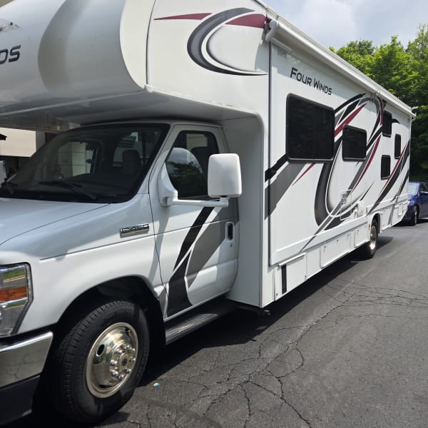 2021 Thor Four Winds Class C available for rent in Jackson, Michigan