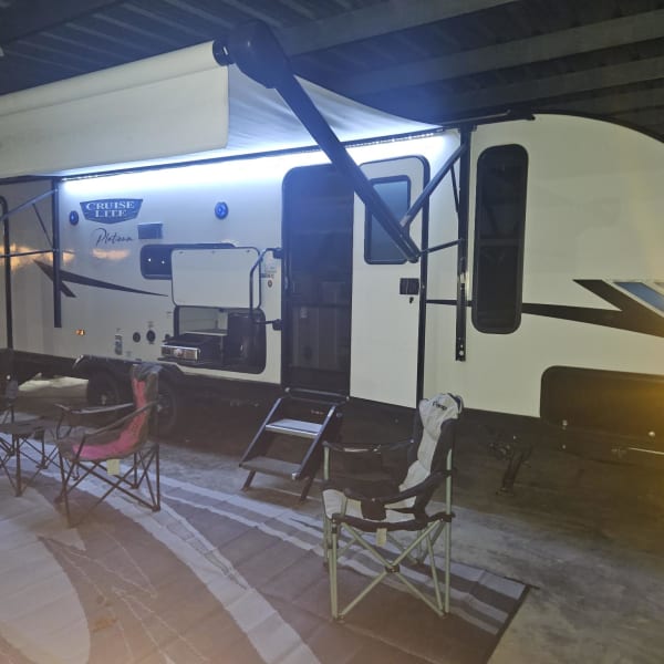 2023 Forest River Salem Cruise Lite Platinum Travel Trailer available for rent in Dayton, Texas