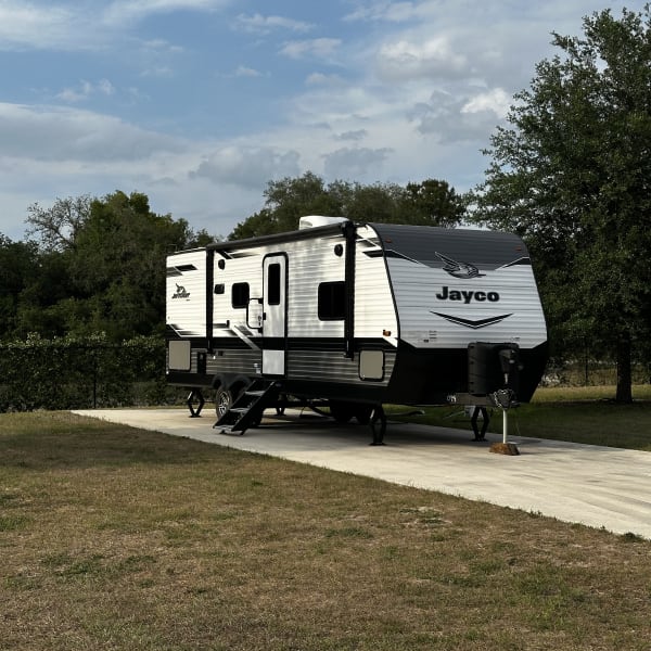 2021 Jayco Jay Flight Travel Trailer available for rent in Ocala, Florida