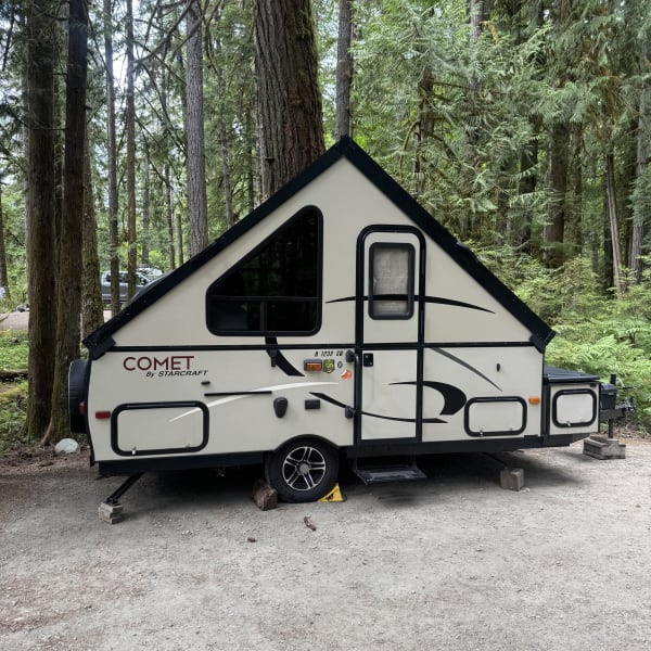 2014 Starcraft Comet Popup available for rent in Nanaimo, British Columbia