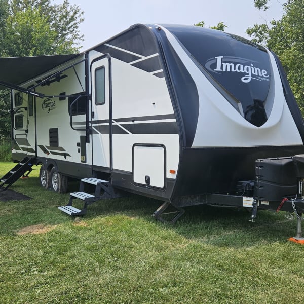 2021 Grand Design Imagine Travel Trailer available for rent in Mayville, Michigan