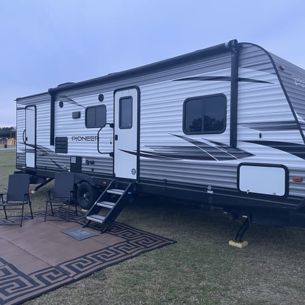 2020 Heartland Pioneer Travel Trailer available for rent in Guyton, Georgia