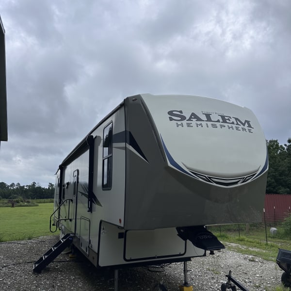 2022 Forest River Salem Hemisphere Fifth Wheel available for rent in Bolivia, North Carolina