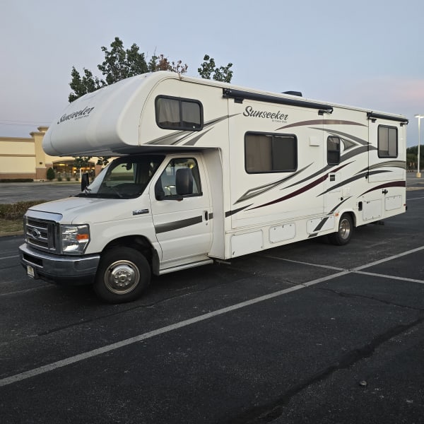 2016 Forest River Sunseeker Class C available for rent in Farmers Branch, Texas