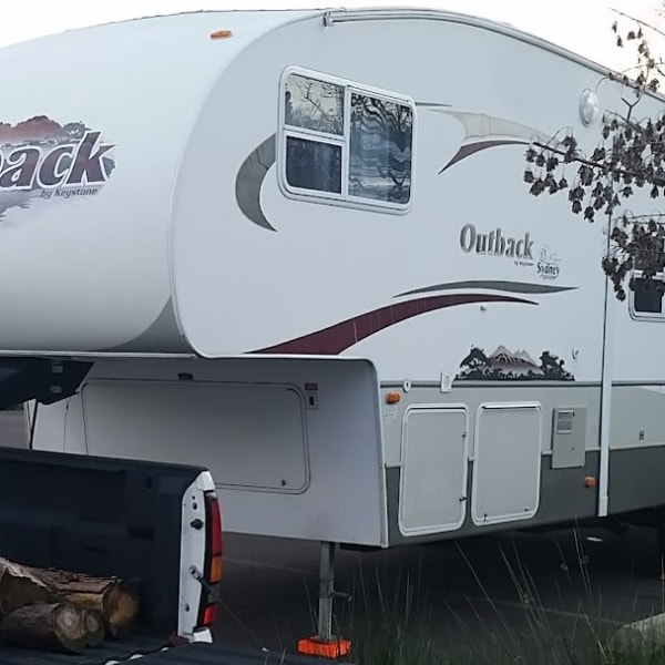 2007 Keystone RV Outback Sydney Fifth Wheel available for rent in Salem, Oregon