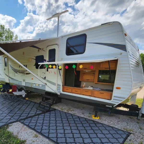 2011 Forest River Palomino Puma Travel Trailer available for rent in Kaukauna, Wisconsin