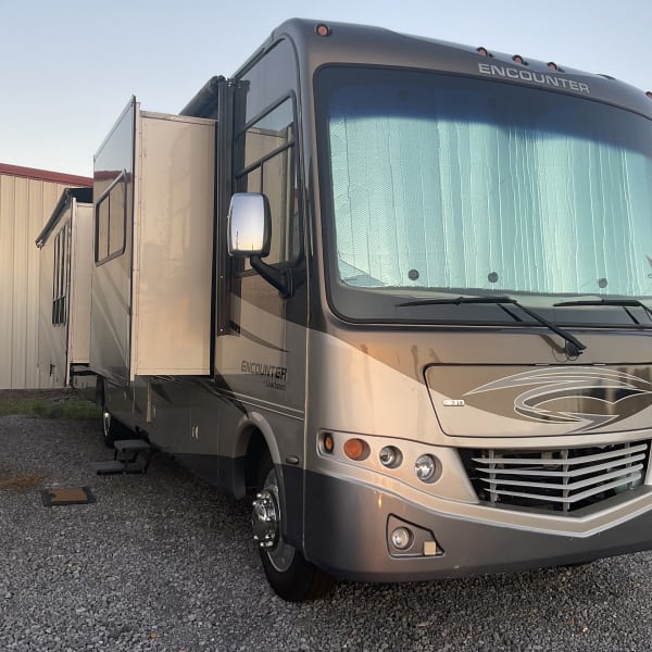 2011 Forest River Coachmen Encounter Class A available for rent in Starkville, Mississippi