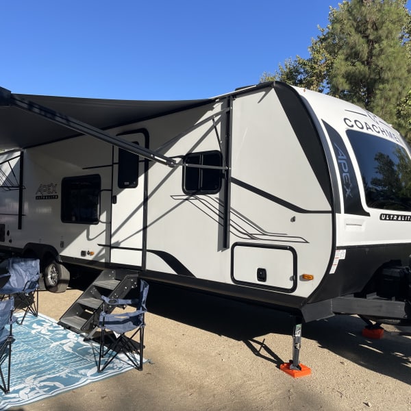 2025 Coachmen Apex 300 BHS Travel Trailer available for rent in Santee, California