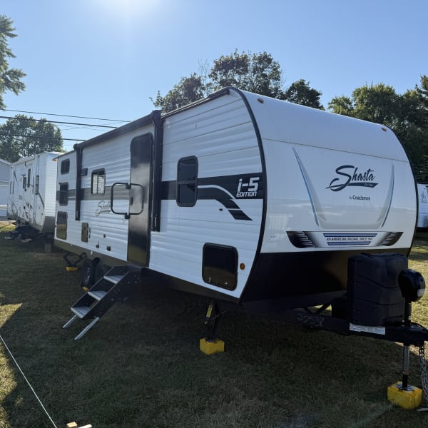 2025 Shasta 525BHS Travel Trailer available for rent in Bolivar, Ohio