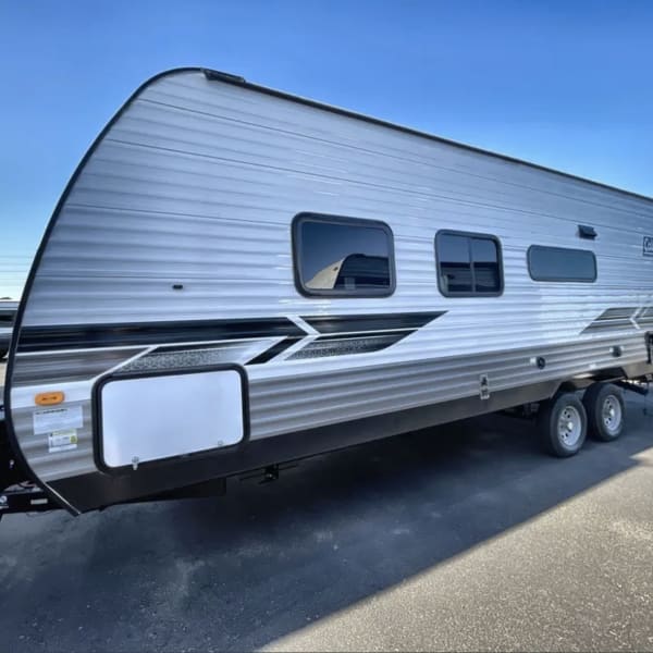 2024 Dutchmen Coleman Lantern LT - 274BHWE Travel Trailer available for rent in Peoria, Arizona