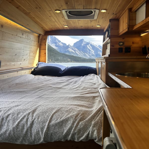 2009 Ford Econoline Class B available for rent in Calgary, Alberta
