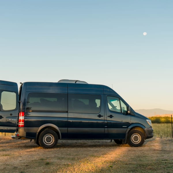 2016 Mercedes-Benz Sprinter Class B available for rent in Canby, Oregon