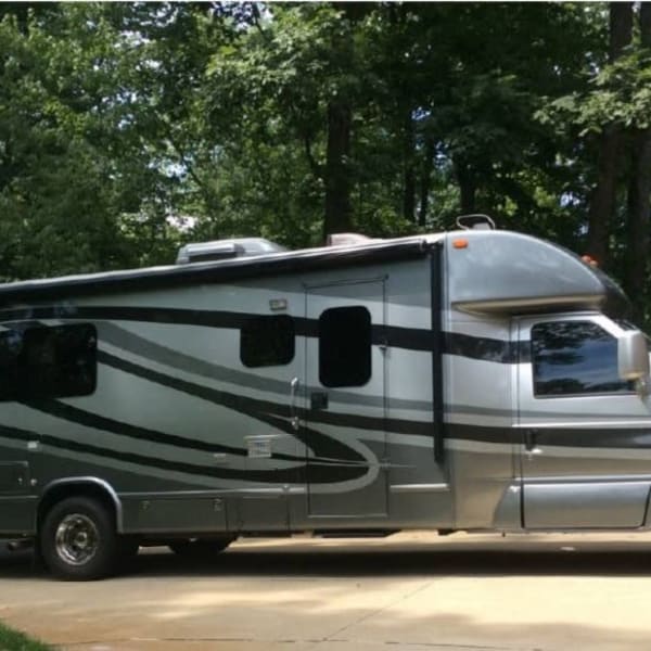 2011 Phoenix USA Cruiser 2552 Class C available for rent in Enid, Oklahoma