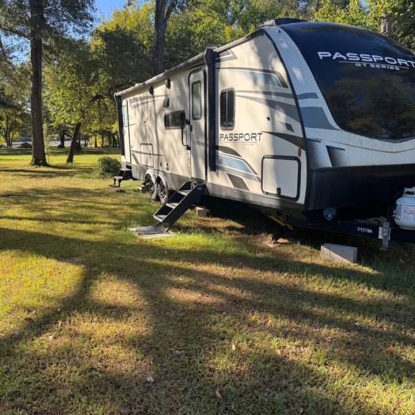 2022 Keystone RV Passport GT Travel Trailer available for rent in Quinlan, Texas