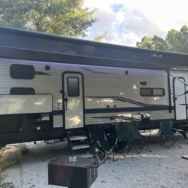 2022 Keystone RV Springdale Travel Trailer available for rent in Cedar Grove, Tennessee
