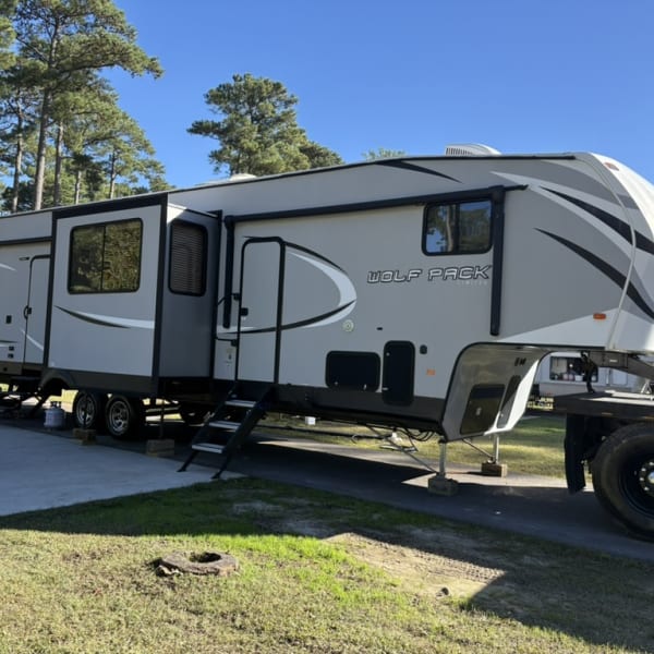 2018 Forest River Cherokee Wolf Pack Toy Hauler available for rent in Berlin, Maryland