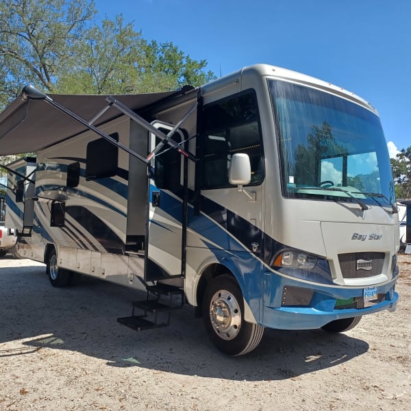 2022 Newmar Bay star Class A available for rent in Tampa Bay, Florida