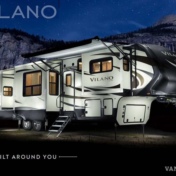 2018 Vanleigh RV Vilano Fifth Wheel available for rent in Oostburg, Wisconsin