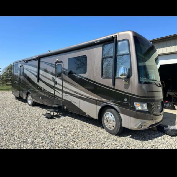 2018 Canyon Star Canyon Star Motorhome Class A available for rent in Noblesville, Indiana
