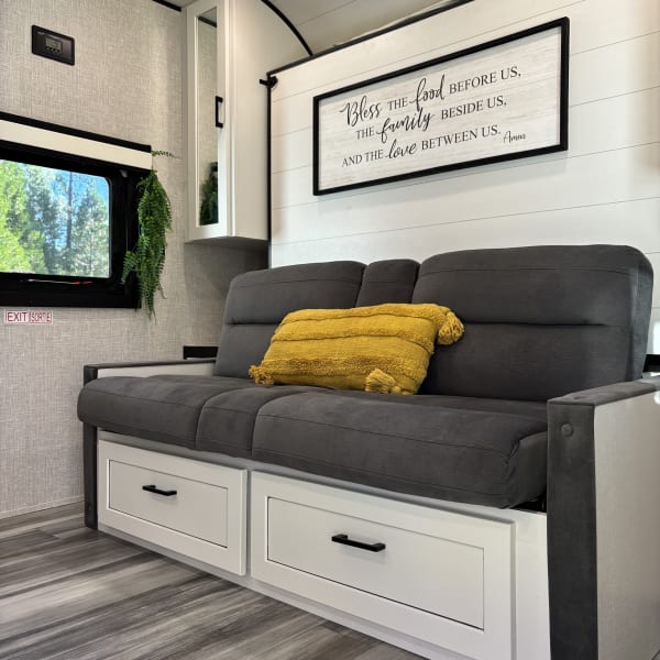 2025 Jayco Jay Flight Bungalow fifth-wheel available for rent in Burnt Ranch, California