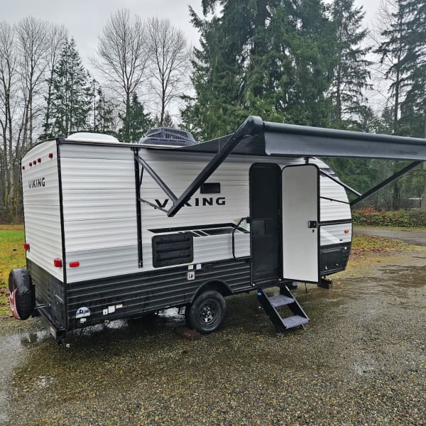 2023 Forest River Viking 4K Travel Trailer available for rent in Snohomish, Washington