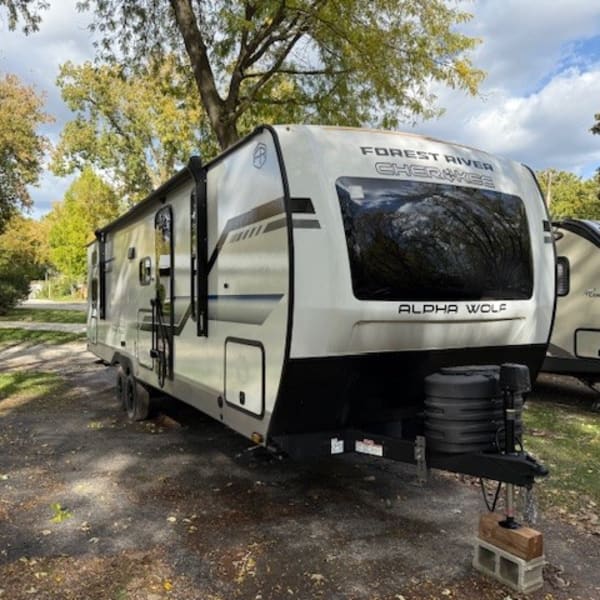 2025 Forest River Cherokee Alpha Wolf Travel Trailer available for rent in Wauconda, Illinois